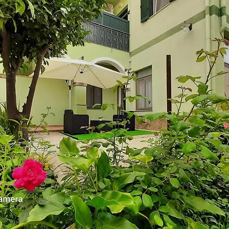 Casa de hóspedes Pratza Froria