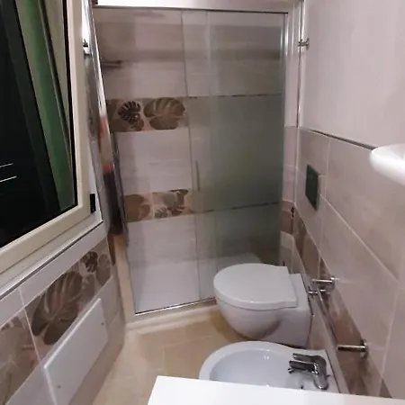 Pratza Froria Casa de hóspedes 3*