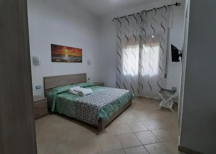 Pratza Froria Gæstehus 3*